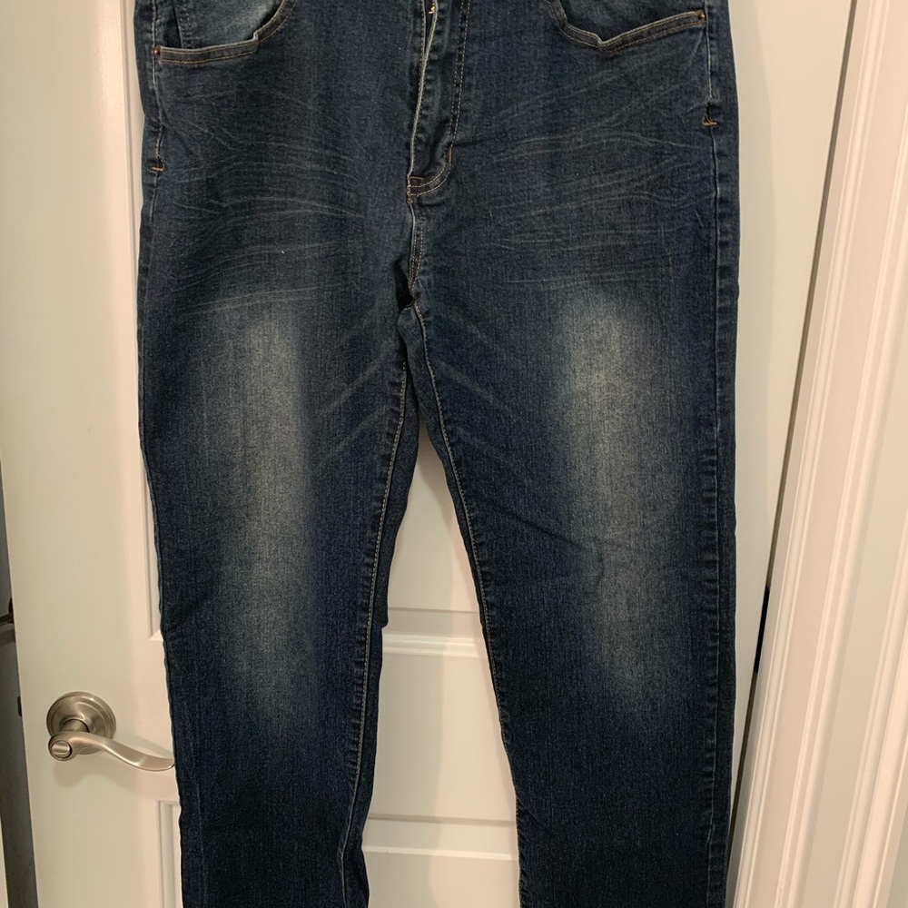 IZOD Dark Medium Blue Jeans Men’s Size 38